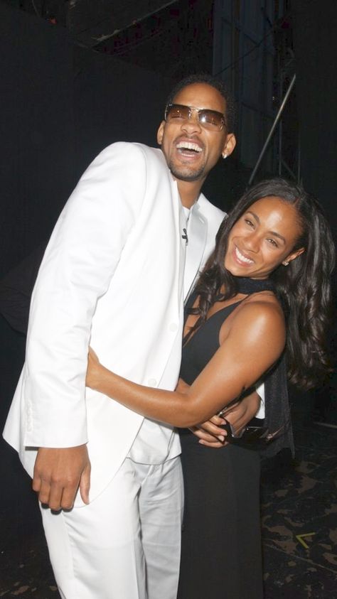 Will Smith and Jada Pinkett Smith Will Smith And Jada Pinkett, Will And Jada, Couple Celebrity, Will And Jada Smith, Will Smith And Family, Jada Smith, 90s Couples, Iconic Duos, Celebrity Bride