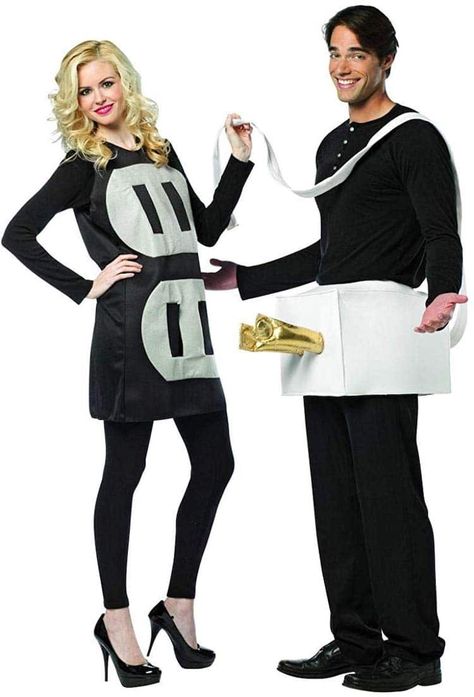 Plug And Socket Costume, Easy Diy Couples Costumes, Couples Costumes Creative, Cute Couples Costumes, Funny Couple Costumes, Halloween Parejas, Diy Couples Costumes, Best Couples Costumes, Couples Halloween Costume Ideas