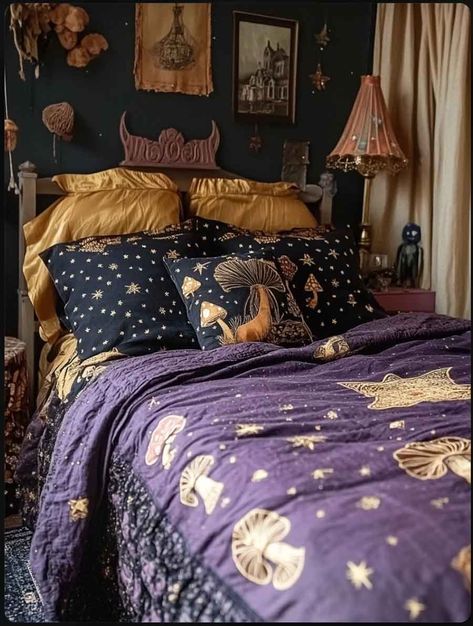 Whismgoth Bedroom, Whimsigoth Comforter, Whimsigoth Bedspread, Dark Celestial Bedroom, Day Bed Ideas Bedroom, Witchy Bedroom Ideas Diy, Bohemian Gothic Decor Bedroom, Gothic Rv, Whimsigoth Dorm