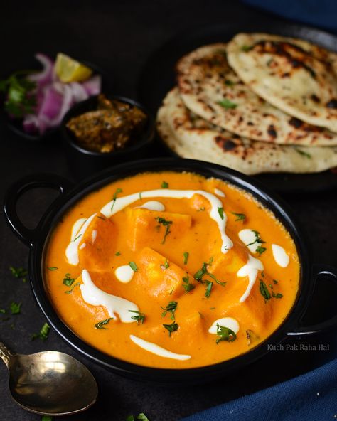 Easy Lunch Box Ideas, Spring Dinner Ideas, Shahi Paneer Recipe, Shahi Paneer, Tandoori Roti, Paneer Dishes, Nourish Your Soul, Spring Dinner, Indian Family