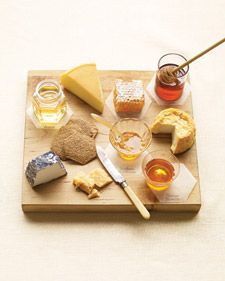 Perfect Honey and Cheese Pairings Wedding Food Drink, Cheese Pairings, Cream Cheese Frosting Recipe, Cheese Party, Cheese Tasting, Types Of Cheese, Wine Cheese, Cheese Platters, Cheese Plate