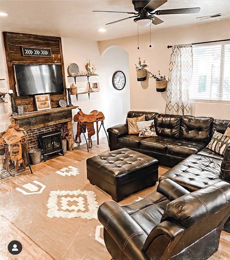 Western Living Room With Black Couch, Tv Stand Decor Western, Rodeo House Decor, Western Theme Living Room Ideas Rustic, Western Entertainment Center Decor, Cowboy Living Room Ideas, Black And White Western Living Room, Western Interior Design Rustic, Ranch Living Room Decor