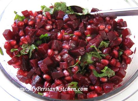 Beet and pomegranate salad Beets Salad, Persian Kitchen, Pomegranate Recipes, Beet Salad Recipes, Pomegranate Salad, Persian Food, Beet Salad, Thanksgiving Sides, Thanksgiving Side Dishes