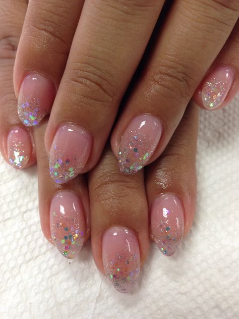 Pink Nails With Sparkle Accent, Sparkle Nails Short Almond, Glitter Nails Designs Sparkle, Hoco Nails Short Almond, Short Sparkly Almond Nails, Gel X Nail Designs Glitter, Glitter Nails Simple, Natural Glitter Nails Acrylic, Sparkly Vacation Nails