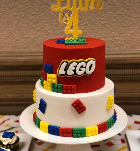 Lego Party Cake Ideas, Legos Birthday Cake, Lego Theme Birthday Cake, Lego Mario Cake, Lego Cake Ideas Boys, Boys 7th Birthday Party Ideas Themes, Lego Party Cake, Cake Lego Birthday, Lego Birthday Party Cake