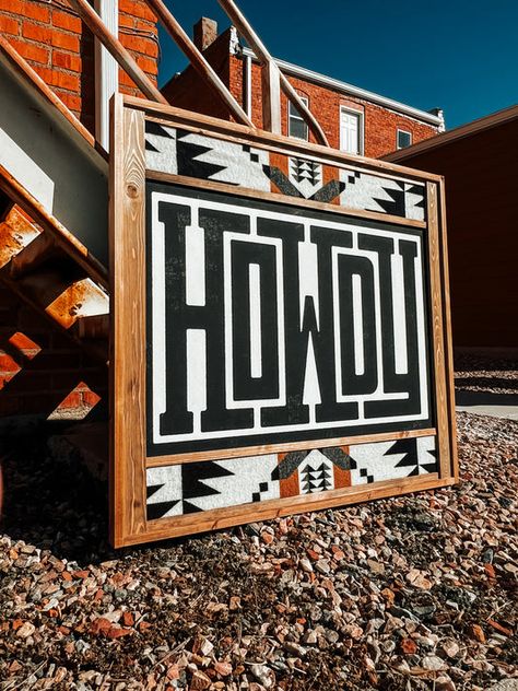 Punchy Western Home Decor, Pendleton Crafts, Country Bedroom Wall Decor, Cowhide Wall Decor, Howdy Sign, Grunge Cowgirl, Home Decor Western, Cowhide Decor, Western Rooms