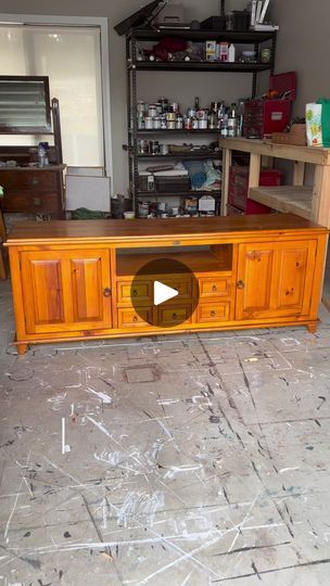 Upcycled Tv Stand, Diy Tv Stand Ideas, Diy Tv Stand, Furniture Flip, Flipping Furniture, Upcycled Furniture, Refinishing Furniture, Tv Unit, Tv Stand