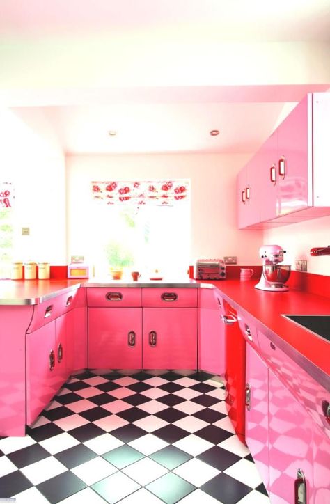 21 Colorful Kitchens that will Have you Repainting your Cabinets with Velvet Finishes this Weekend! White Kitchen Floor, Estilo Kitsch, Pink Cabinets, Pink Kitchen Decor, Kitchen Decor Sets, Red Kitchen Decor, Casa Vintage, Kitchen Paint Colors, Diy Countertops