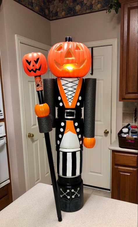 Made this Pumpkin Nutcracker from Dollar Tree items following Bargain Bethany’s YouTube video Pumpkin Nutcracker Diy, Christmas For Halloween, Halloween Nutcrackers Diy, Halloween Nutcrackers, Dollar Store Craft Ideas, Bargain Bethany, King Nutcracker, Halloween Crafting, Halloween Diy Outdoor