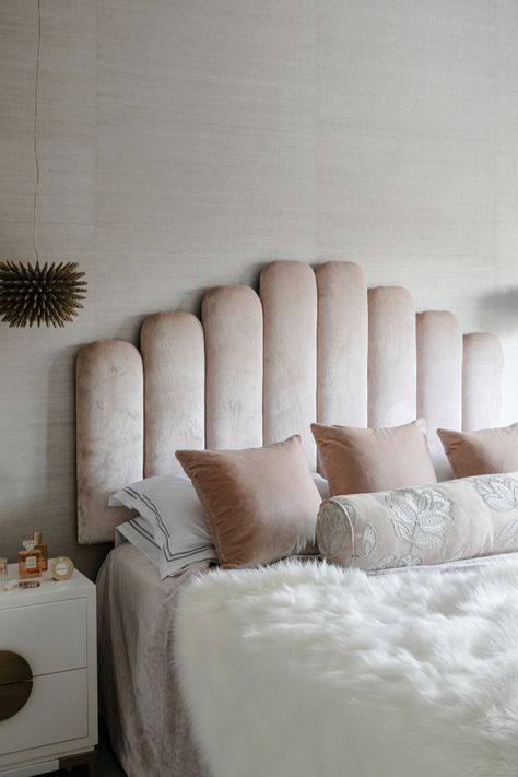 Headboard Aesthetic, Aesthetic Headboard, Bed Head Board, Bed Headboard Ideas, Bed Headboards, Bed Headboard Design, Headboard Ideas, Headboard Design, Office Room Decor