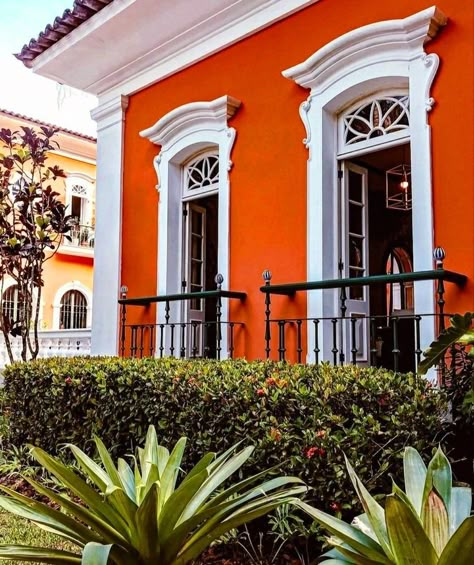 Orange Exterior House Colors, Jacuzzi Exterior, Vastu House, Hacienda Style Homes, Outside Paint, Classic House Exterior, Small Room Decor, Hacienda Style, Casa Exterior