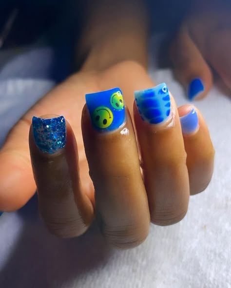 Nail Cam, Overlay Nails, Handwriting Examples, Nails Classy, Gel Overlay, Hard Nails, Blue Acrylic Nails, Drip Nails, Counting Stars