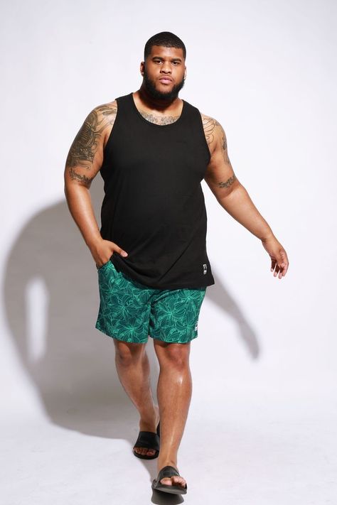 Plus Size Men Outfits Summer, Gestures Reference, Plus Size Men Outfits, Plus Size Male Model, Simple Poses, Plus Size Male, Plus Size Posing, Big And Tall Style, Black Men Fashion Casual