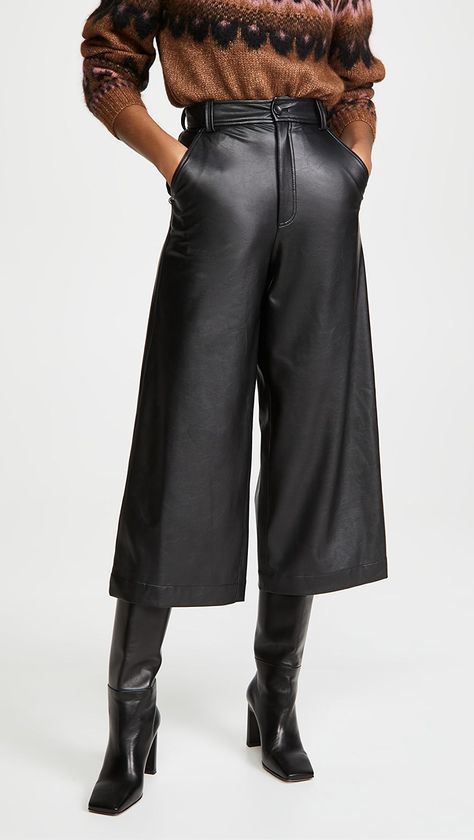 Leather Couture, Leather Culottes, Leather Pants Women, Pants Women Fashion, Pantalon Large, Closet Fashion, Latest Outfits, China Fashion, Fall Winter Outfits