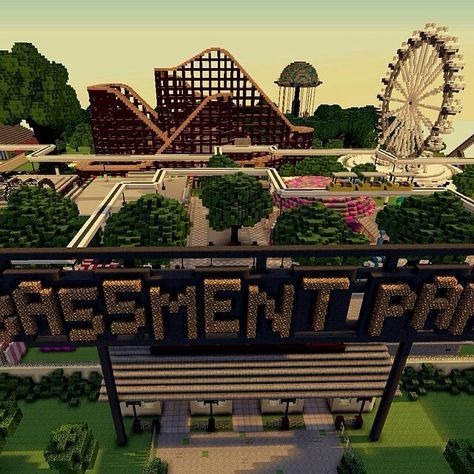 Minecraft Amusement Park, Minecraft Rollercoaster, Park Minecraft, Minecraft Park, Minecraft Shops, Minecraft City Buildings, Minecraft Theme, Park Entrance, Minecraft Mansion