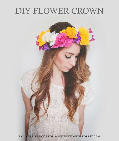 How to make an essential summer flower crown! #diy #tutorial Diy Flower Crown Tutorial, Flower Crown Tutorial, Crown Tutorial, Hallowen Ideas, Diy Flower Crown, Diy Crown, Flowers In Her Hair, Design Your Life, Forest Design