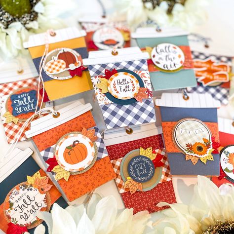 Gift Card Holder Diy, Hot Chocolate Cup, Fall Crafting, Coffee Gifts Card, Gift Card Holders, Gift Holders, Coffee Theme, Honey Bee Stamps, Coffee Cards