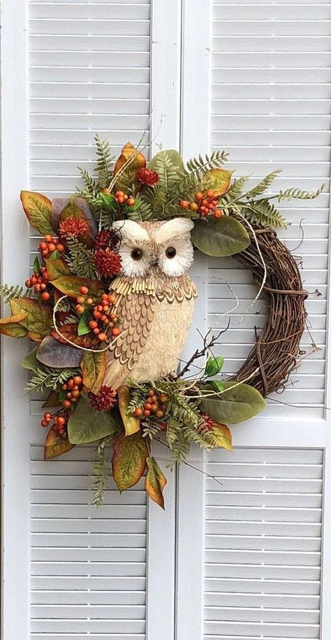 Owl Wreath, Fall Owl, Fall Decor Wreaths, Fall Thanksgiving Wreaths, Owl Wreaths, Door Wreaths Diy, Fall Door Decorations, Door Wreaths Fall, Fall Thanksgiving Decor