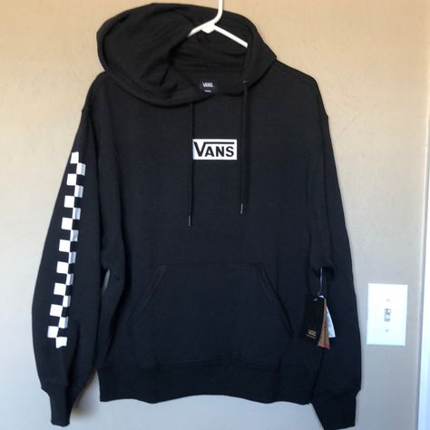 Just Bought!! Never Worn Or Tried On. Found Out I Already Have 1 Of The Same Hoodie Vans Clothes, Vans Jacket, Vans Sweatshirt, Vans Hoodie, Vans Top, Grunge Outfit, Aesthetic Grunge Outfit, Vans Black And White, White Vans