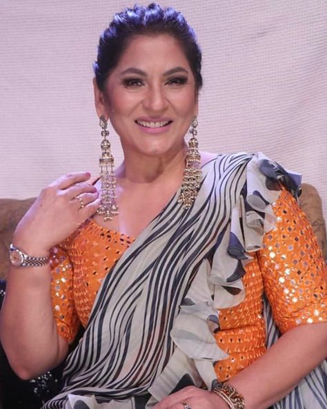 Archana Puran Singh Dresses, Archana Puran Singh, Kapil Sharma Show, Kapil Sharma, Indian Fashion Saree, Kareena Kapoor, Cute Couple Images, Beautiful Women Over 40