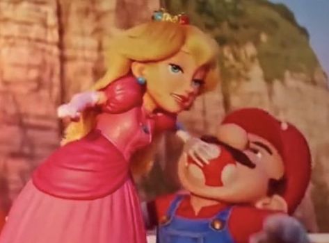 Princess Peach Movie, Princesses Peach, Princess Friends, Mario Day, Mario Funny, Super Mario Princess, Super Mario And Luigi, Really Good Comebacks, Princesa Peach