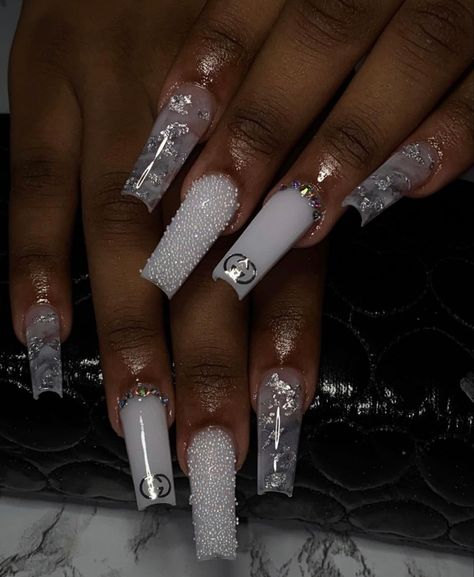 Silver Acrylic Nails, Acrylic Nail Designs Classy, Grey Acrylic Nails, Prom Nails Silver, Silver Nail Designs, Grey Nail Designs, White And Silver Nails, Black Acrylic Nails, Nails Silver