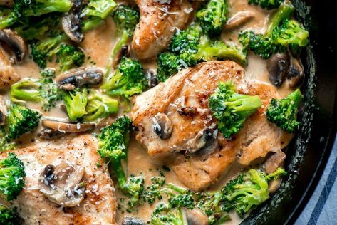 One Skillet Chicken and Broccoli is a super quick, creamy, delicious dinner that comes together in just 20 minutes and is even faster to clean up. Chicken With Cream Of Mushroom, Broccoli Quiche Recipes, Chicken Florentine Pasta, Cream Of Mushroom Chicken, Dinners Ideas, Chicken Lickin, Mushroom Broccoli, Chicken Breast Crockpot Recipes, Crockpot Chicken Breast