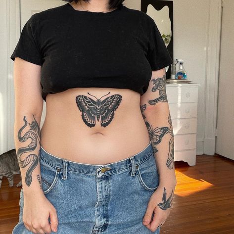 Big Belly Tattoos For Women, Tummy Tattoo Plus Size, Plus Size Tattoo Sleeve, Back Tattoo Plus Size, Stomach Tattoos Plus Size, Plus Size Belly Tattoo, Stomach Tattoo Plus Size, Curvy Girl Tattoos, Tattoos Plus Size Women