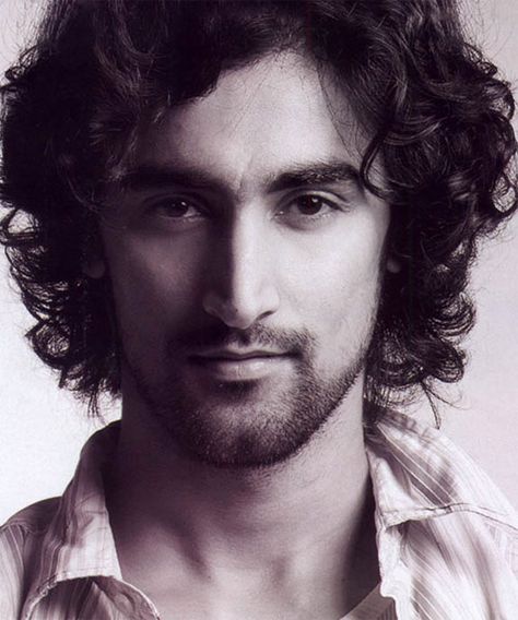 kunal kapoor Rang De Basanti, India Actor, Kunal Kapoor, Indian Male Model, Celebrity Biographies, Artist Management, Beard No Mustache, Whatsapp Number, Mans World