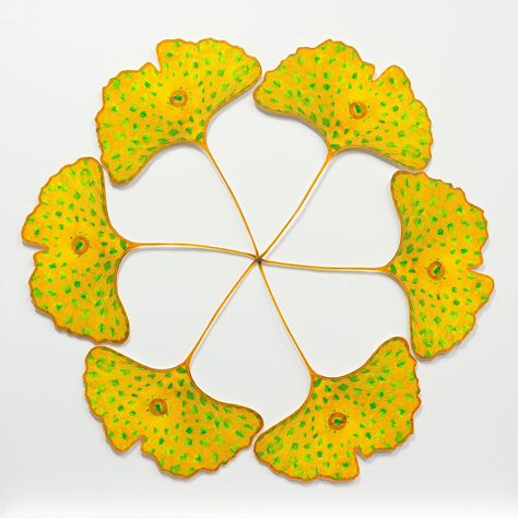 Ginkgo — Daphne Boyer Crafts With Ginko Leaves, Ginkgo Leaves Art, Ginkgo Design, Ginkgo Art, Leaf Art Diy, Leaf Print Art, Ginko Leaves, Leaf Projects, Pressed Flower Crafts