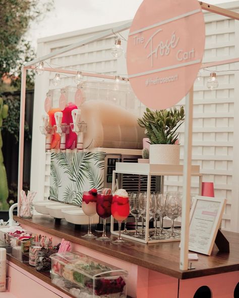 The Frosé Cart on Instagram: “Frosé All Day ✌🏼” Cocktail Truck Mobile Bar, Mobile Bar Cart Ideas, Wedding Bar Cart, Foodtrucks Ideas, Types Of Drinks, Mobile Bar Cart, Cocktails Cart, Mobile Cocktail Bar, Pink Mimosa