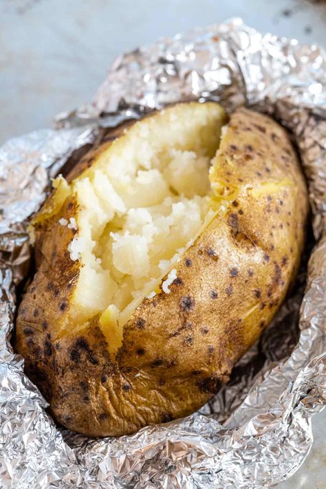 Baked Potato In The Oven With Foil, Recipe For Baked Potatoes In Oven, Baking Potatoes In Oven With Foil, Baked Potatoes In Oven With Foil, Best Baked Potatoes In The Oven In Foil, Slow Baked Potatoes In The Oven, Foil Baked Potatoes Oven, Baked Potatoes In Foil In The Oven, Oven Baked Potato In Foil