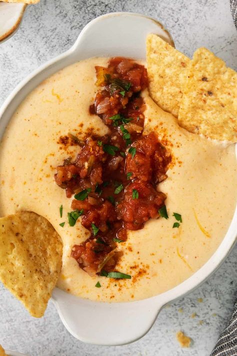 Queso Dip Healthy, Healthy Queso Recipe, Cottage Cheese Queso Dip Recipes, Cottage Cheese Nachos, Cottage Cheese Queso Dip Rotel, Queso With Cottage Cheese, Cottage Cheese Tacos, Cottage Cheese Rotel Dip, Cottage Cheese Nacho Sauce