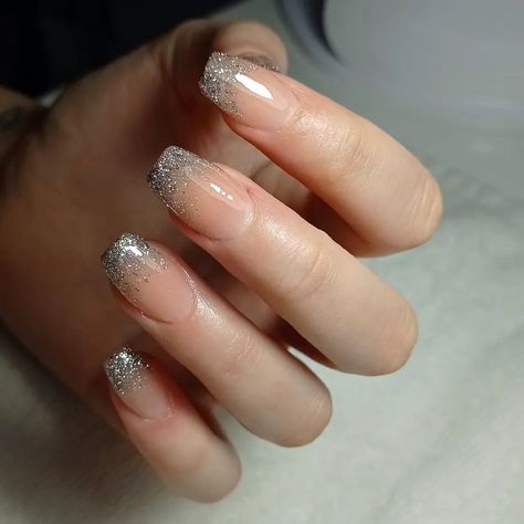 Natural nails with silver glitter on tips - Add some glitter to your french ombre manicure. Beautiful gradient nails with french tips and sparkles that you will love French Gliterry Nails, Silver Gradient Nails, Silver Tip Nails French Manicures, Natural Nails With Silver, Silver Shellac Nails, Silver Tips Nails, French Tip With Sparkle, Silver Ombré Nails, Silver Glitter Ombre Nails