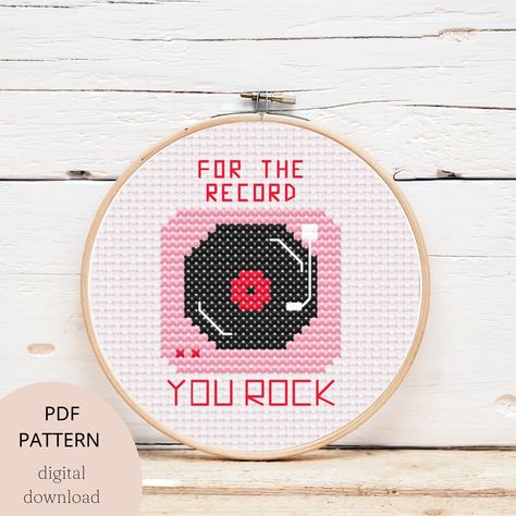 Foo Fighters Cross Stitch, Music Cross Stitch Patterns, Record Cross Stitch, Rock Embroidery, Stitch Vinyl, Vinyl Embroidery, Funny Cross Stitch, Cross Stitch Tutorial, Funny Cross Stitch Patterns