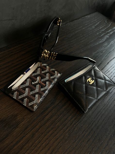 Goyard Card Holder, Goyard Wallet, Luxury Bags Collection, Super Rich Kids, Handbag Essentials, Cute Wallets, Girly Bags, Luxury Lifestyle Dreams, What In My Bag