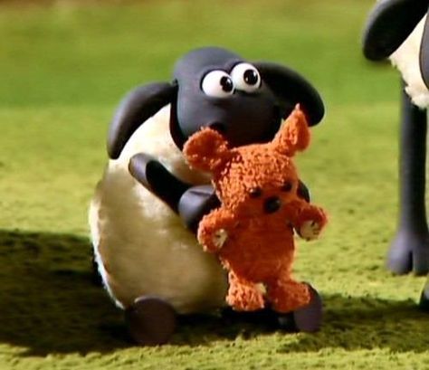 Timmy the Sheep Shaun The Sheep Baby, Shaun The Sheep Icon, Timmy Time, Dangerous Situations, Le Grinch, Aardman Animations, Bd Art, Shaun The Sheep, Anak Manja