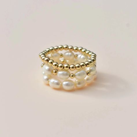 PEARL & GOLD RING STACK – The Paper Dress Pearl And Gold Ring, Pearl Ring Stack, Permanent Ring, Preppy Ring, Pearl Gold Ring, Rings Stack, Stretchy Rings, Rice Pearls, Preppy Jewelry