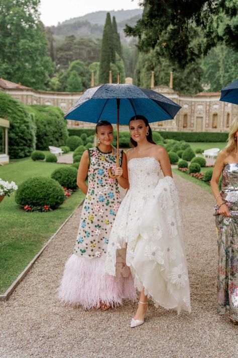 A Fabulous Flower-Filled Multi-Day Destination Wedding in Lake Como - Over The Moon Met Gala Wedding Guest, Creative Black Tie For Women, Bella Bridesmaid Dresses, Party Outfit Men, Dinner Party Outfits, Pool Party Outfits, Party Outfits Night, Quoi Porter, Wedding Week