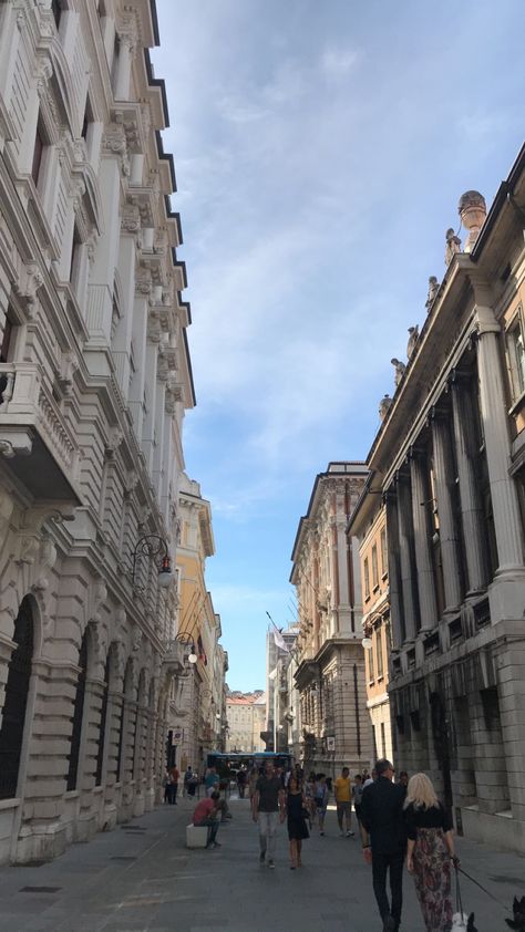 #arts #italy #trieste #travel #city #art Trieste Italy, Travel City, Trieste, City Art, Summer 2024, Places To Go, Louvre, Street View, Italy