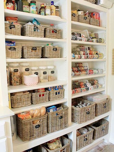 Rethink the way you store your food in your pantry. These super organized, color-coded and food zone pantries give us major organization envy! Pick up a few tips from the best around. Kitchen Nightmares, Perfect Pantry, Organized Pantry, Pantry Organisation, Desain Pantry, Pantry Organizers, Pantry Shelving, Pantry Ideas, Ideas Para Organizar