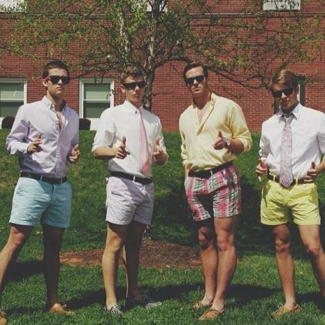 College Frat Boys For Life Frat Boy Style, Frat Boy Aesthetic, Men In Shorts, Frat Boy Outfit, Preppy Menswear, Frat Outfits, Frat Party Outfit, Prep Boys, Party Outfit Men