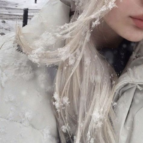 c2o snow bunny,snow,ice,grunge ice,grunge white,snow grunge,aesthetic Romeo I Julia, Seasonal Aesthetic, Lizzie Hearts, Long White Hair, Winter Princess, จีซอง Nct, Snow Fairy, Snow Princess, Winter Fairy