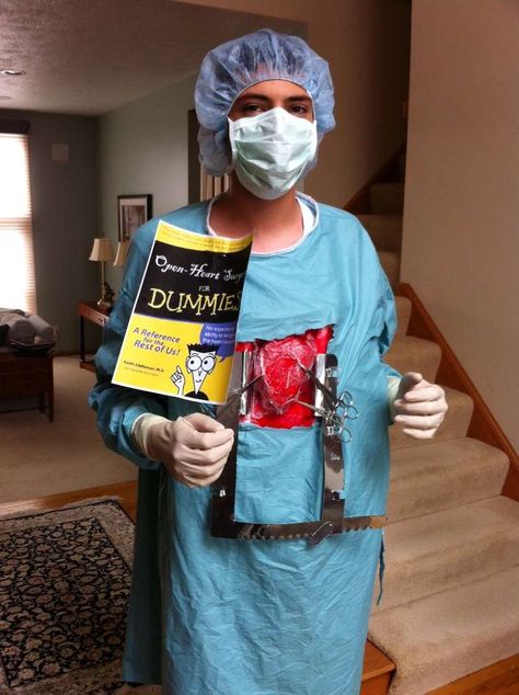 open heart surgery Surgery Humor, Gum Removal, Surgical Gowns, Epic Costumes, Old Tee Shirts, Nurse Halloween Costume, Scrub Tech, Heart Surgeon, Surgical Technologist