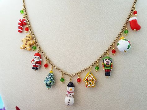 Christmas Bead Necklace, Christmas Jewelry Diy, Cookie Earrings, Artsy Jewelry, Xmas Gifts For Her, Christmas Tree Charm, Christmas Necklace, Gingerbread Cookie, Christmas Bead