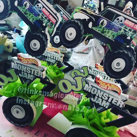 Grave digger centerpieces For questions and quotes Follow us on instagram: @nata271 Follow us on Facebook: /tinksmagicaldecor Monster Jam Birthday Party, Monster Jam Birthday, Grave Digger, Monster Jam, Follow Us On Instagram, 4th Birthday, Birthday Ideas, Follow Us, Monster Trucks