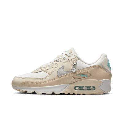 Nike Air Max 90 Women's Shoes. Nike.com Nike Air Max 90 Women, Shoe Goals, Nike Kaishi, Air Max 90 Women, Nike Air Max 2016, Clothes Wishlist, Wardrobe Goals, All Nike Shoes, Silver Sneakers