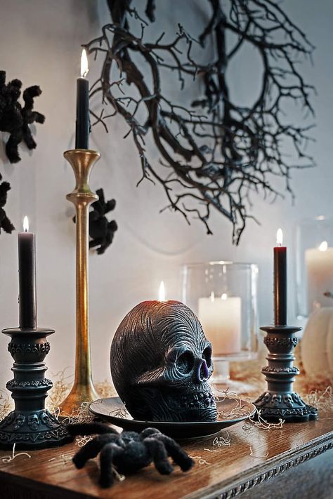 The Best Halloween Decor From Crate and Barrel Red And Black Decor, Window Garland, Garland Mantle, Candle Photography, Dekorasi Halloween, Halloween String Lights, Black Houses, Lighted Wreaths, Adornos Halloween