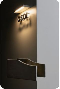 Hotel Wayfinding, Logo Lighting, Light Signage, Studio Unravel, Signage Lighting, Signage Light, Room Signage, Vehicle Signage, Retail Facade