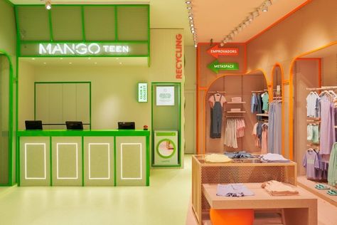 Masquespacio designs "metaverse world" for Mango Teen store Fashion Shop Interior, Mid Century Hotel, Teen Stores, Shopping In Barcelona, Pool Fashion, Teen Shopping, Hotel Reception, Spanish Design, Feature Tiles